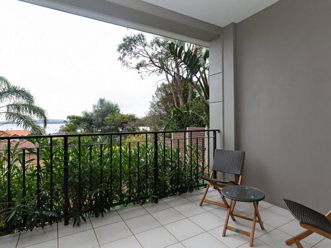Aislinn' 3/273 Corrie Parade - Air Con, Water Views, BBQ - Accommodation Directory 2