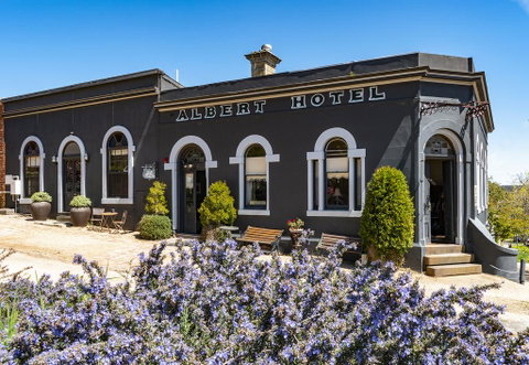 Albert Guest House And Mills Spa Suites - Accommodation Directory 0