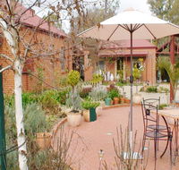Albury Cottages - Accommodation Directory