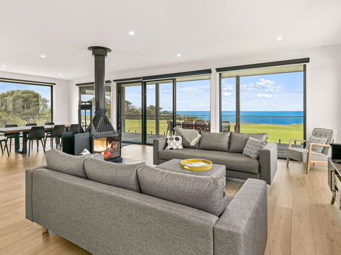 Alonda - Accommodation Directory 1