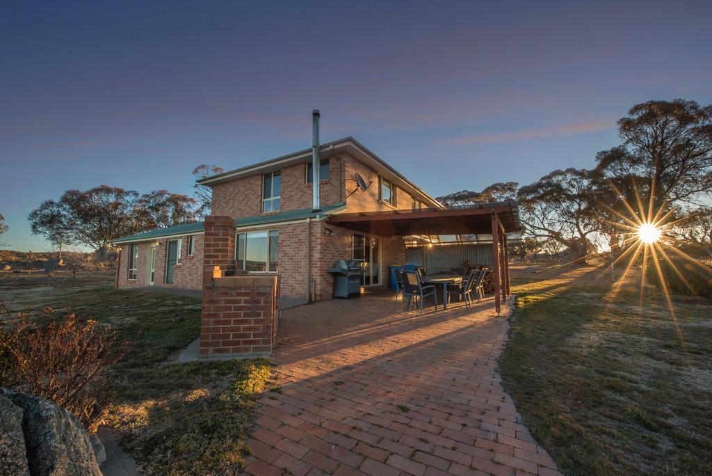Dalgety NSW Accommodation Directory