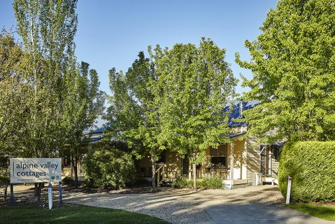 Alpine Valley Cottages - Accommodation Directory 1