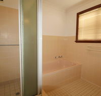 Amzaz 15 Korogora Street - Accommodation Directory