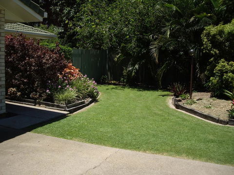 Anchor In - Accommodation Directory 2