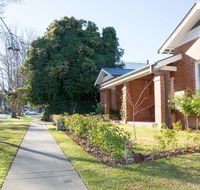 Apartments on Morrow - Accommodation Directory