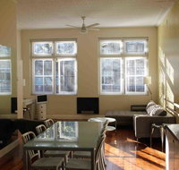 Apt - Dance Loft Conversion - Accommodation Directory