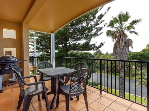 Aquarius Apartment 9 - Accommodation Directory 0
