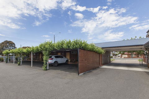 Ararat Motor Inn - Accommodation Directory 2
