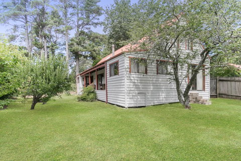 Arcadia Cottage - Accommodation Directory 2
