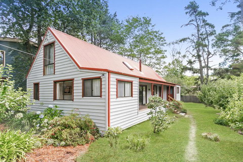 Arcadia Cottage - Accommodation Directory 0