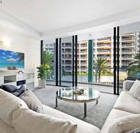 Aria Private 3 Bed in the heart of Broadbeach - Accommodation Directory