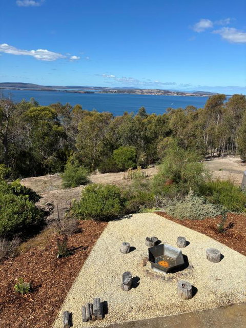Luxury Ocean View Retreat - Accommodation Directory 2