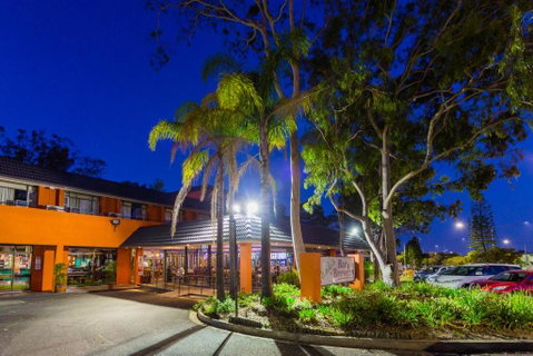 Markets Hotel - Accommodation Directory 0