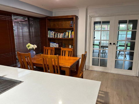Master Room With Ensuite In A Lovely House - Accommodation Directory 3