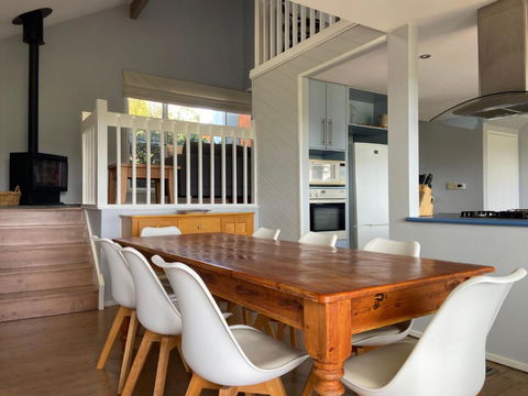 McCrae Treehouse - Accommodation Directory 3