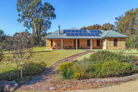 Melliodora - Relax, Unwind & Recharge - Accommodation Directory 0