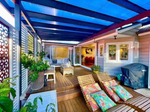 Mimosa House - Accommodation Directory 1