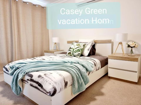 Modern Narre Warren Three Bedroom Townhouse, Close To Fountain Gate SC - Accommodation Directory 0