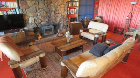 Moonya Lodge - Accommodation Directory 3
