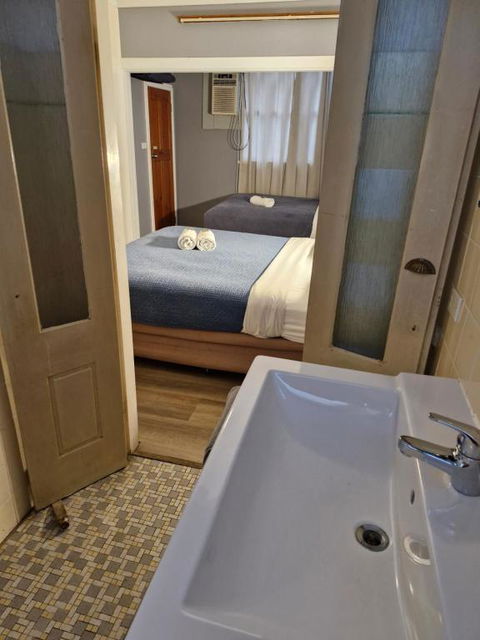Mount View Motel - Accommodation Directory 2