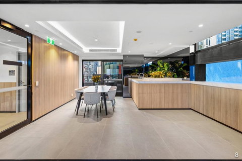 NEW Chic Stature Southbank 2 Bd - Accommodation Directory 2