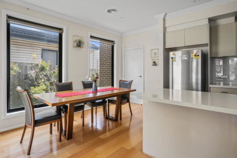 New Comfort House Near Box Hill - Accommodation Directory 2