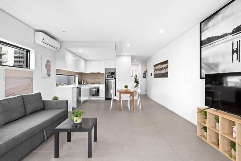 New Modern 2BR 2baths Apt In Homebush Sleeps 6 - Accommodation Directory 0