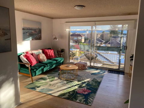 North Beach Getaway - Accommodation Directory 0
