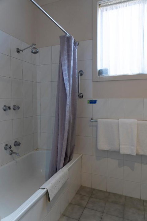 Nunawading Motor Inn - Accommodation Directory 1