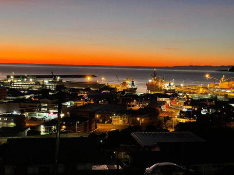 Oakleigh House - Accommodation Directory 1