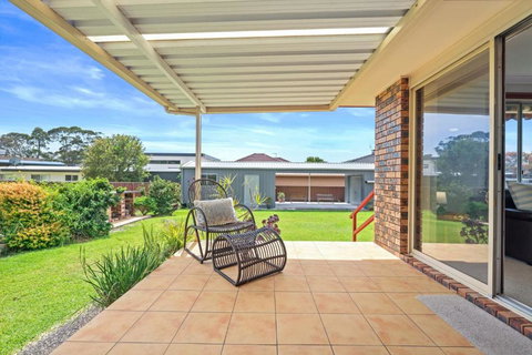 Ocean Breeze Vincentia - Accommodation Directory 2