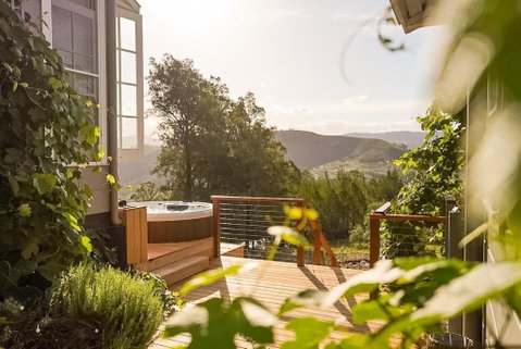Olive Hill Spa, Views & Home Cinema - Accommodation Directory 0