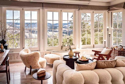 Olive Hill Spa, Views & Home Cinema - Accommodation Directory 3
