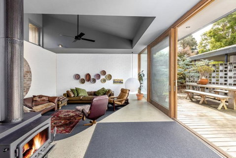 One-Dunny Beach House - Accommodation Directory 1