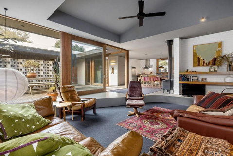 One-Dunny Beach House - Accommodation Directory 2