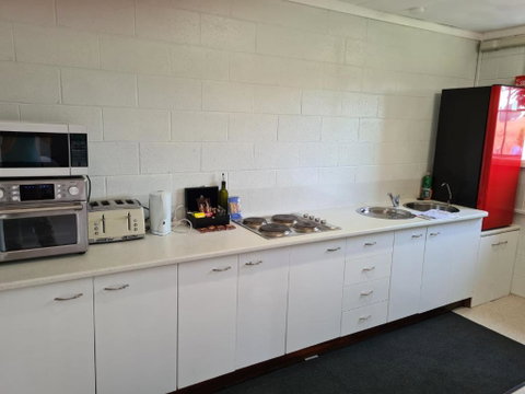 Orchard 2 Bedroom Apartment In Devonport - Accommodation Directory 2