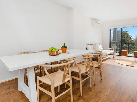 Osprey Mornington - Accommodation Directory 2