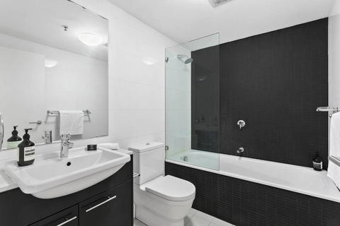 OXLST - St Leonards Sophistication Everything At Doorstep - Accommodation Directory 2