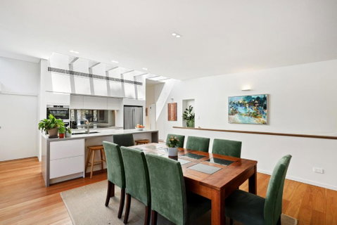Paradise Villa - Pittwater Views - Accommodation Directory 1