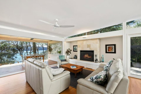 Paradise Villa - Pittwater Views - Accommodation Directory 3