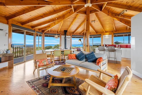 Peace & Plenty - Accommodation Directory 3