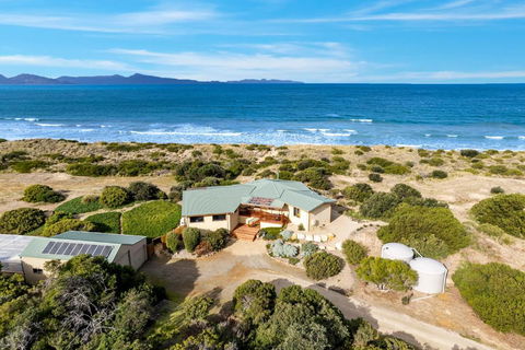 Peace & Plenty - Accommodation Directory 1