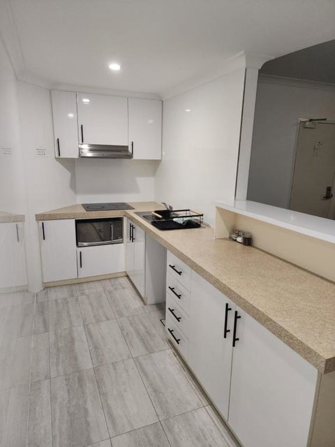 PERTH CBD APARTMENTS - Accommodation Directory 3