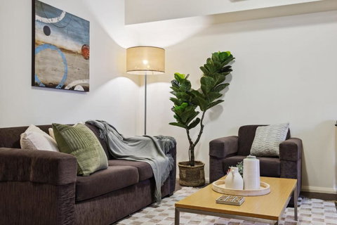 Perth Picture Perfect 1 BDR - Accommodation Directory 0