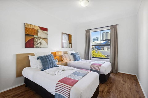 Perth Prime Located 2BDR 1PRK - Accommodation Directory 1