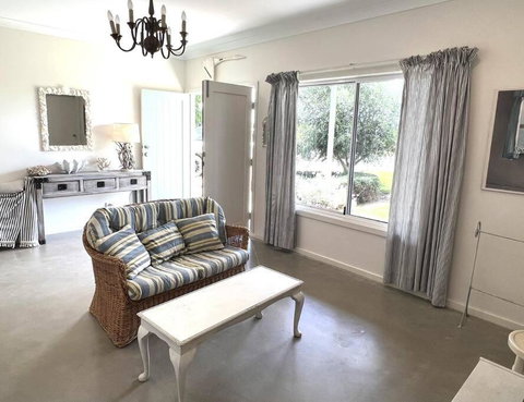 Pine Lodge - Accommodation Directory 1
