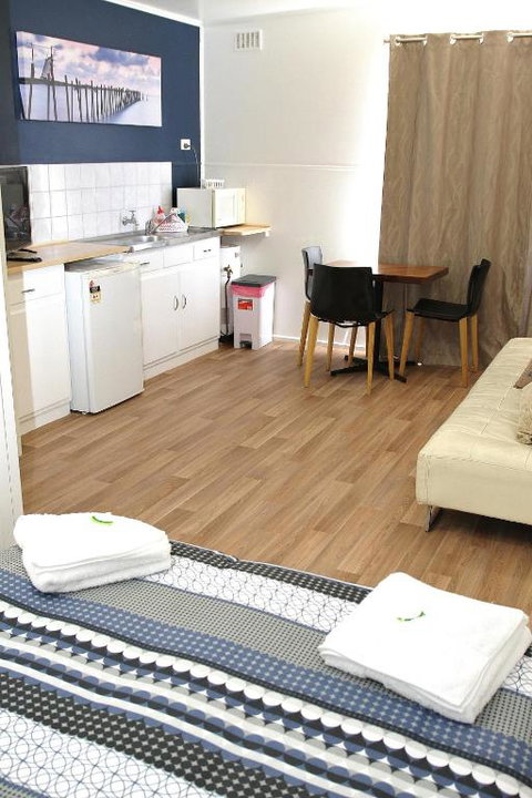 Port Lincoln Caravan Park - Accommodation Directory 3