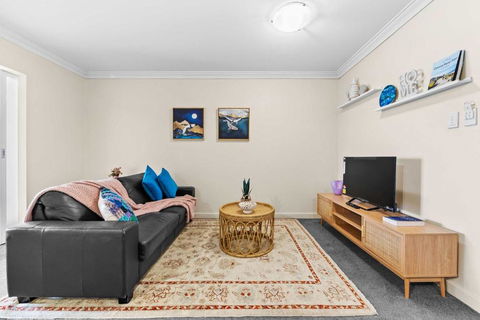 Prime Perth Apartment - Accommodation Directory 1