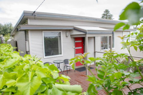 Princess Views In Historic Albany - Accommodation Directory 0