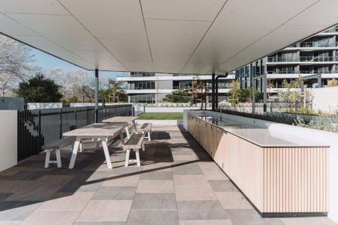 Pristine 2-Bed Apartment With Pool And BBQ - Accommodation Directory 2